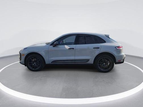 2023 Porsche Macan T