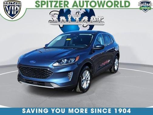 Blue Metallic 2020 Ford Escape SE