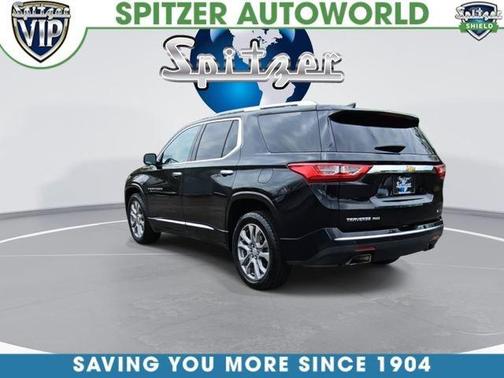 Mosaic Black Metallic 2018 Chevrolet Traverse Premier