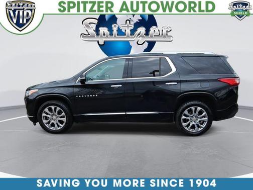 Mosaic Black Metallic 2018 Chevrolet Traverse Premier