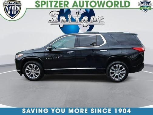 Mosaic Black Metallic 2018 Chevrolet Traverse Premier