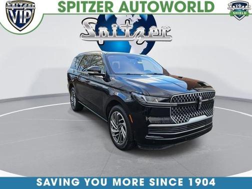 Black Metallic 2025 Lincoln Navigator Reserve