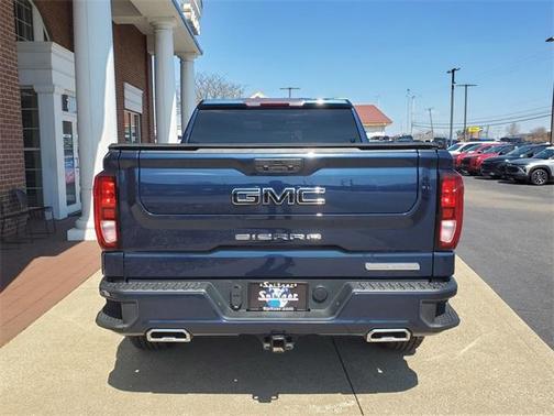 2022 GMC Sierra 1500 Limited Elevation