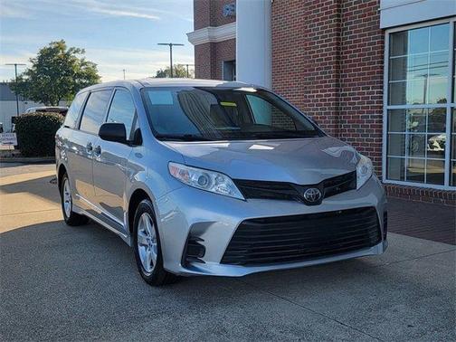 2020 Toyota Sienna L