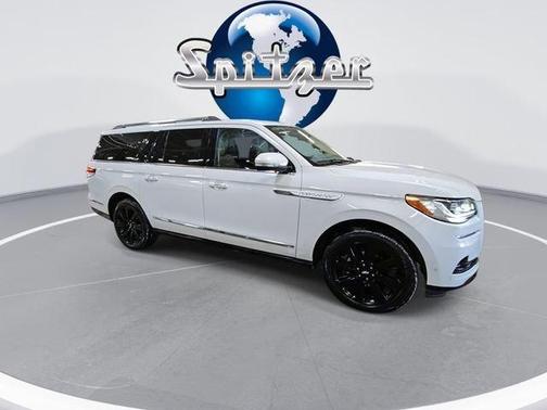 2024 Lincoln Navigator L Reserve