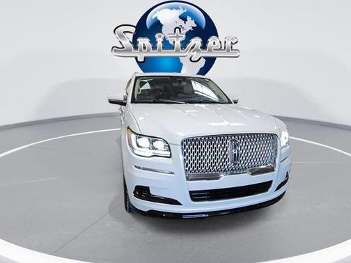 2024 Lincoln Navigator L Reserve