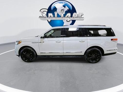 2024 Lincoln Navigator L Reserve