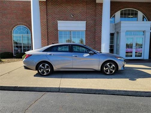 2023 Hyundai ELANTRA HEV Limited