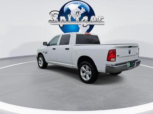 2022 RAM 1500 Classic SLT