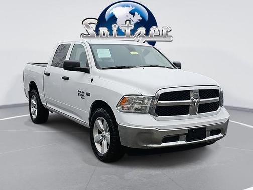 2022 RAM 1500 Classic SLT