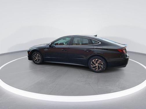 2021 Hyundai SONATA Hybrid Blue