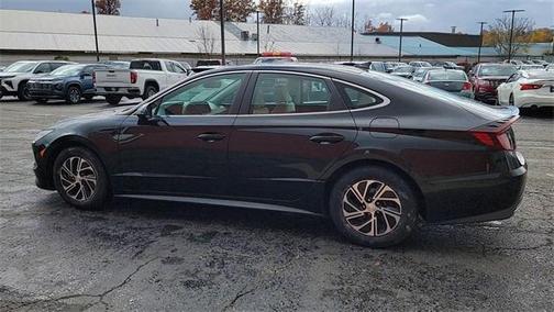 2021 Hyundai SONATA Hybrid Blue
