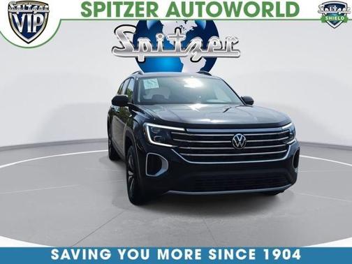 Deep Black Pearl Effect 2024 Volkswagen Atlas 2.0T SE