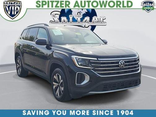 Deep Black Pearl Effect 2024 Volkswagen Atlas 2.0T SE