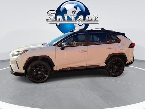 2022 Toyota RAV4 Hybrid XSE