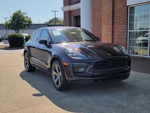 2023 Porsche Macan T