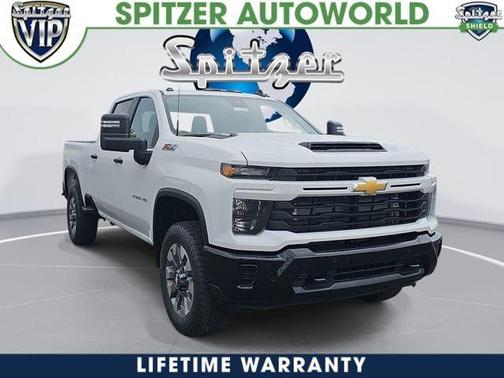 White 2026 Chevrolet Silverado 2500 Custom