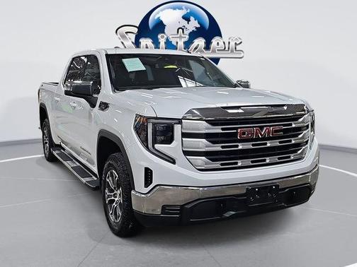 2023 GMC Sierra 1500 SLE