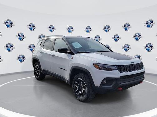 2024 Jeep Compass Trailhawk