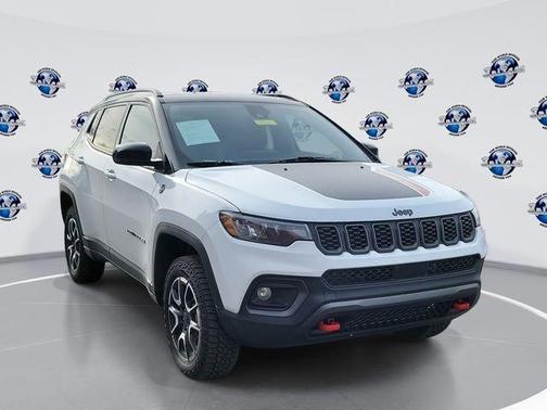 2024 Jeep Compass Trailhawk