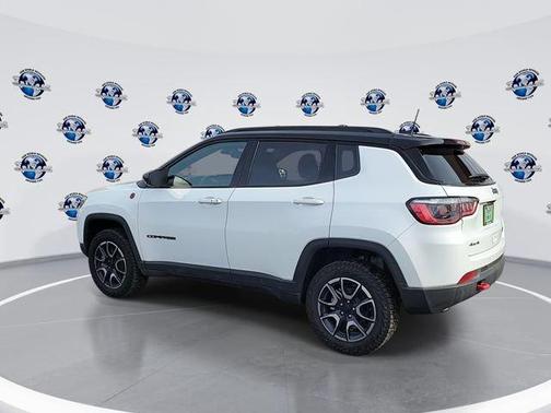 2024 Jeep Compass Trailhawk