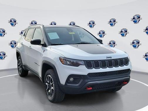 2024 Jeep Compass Trailhawk