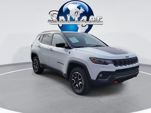 2024 Jeep Compass Trailhawk