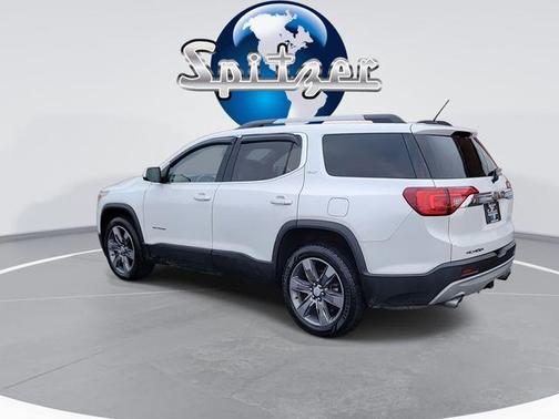 2017 GMC Acadia SLT-2