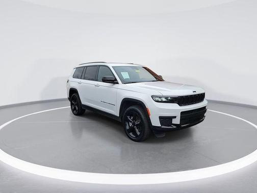 2023 Jeep Grand Cherokee L Laredo