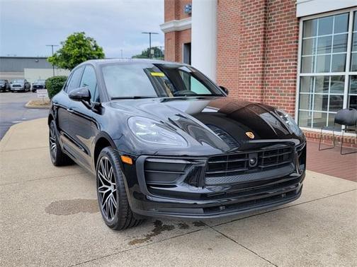 2023 Porsche Macan T