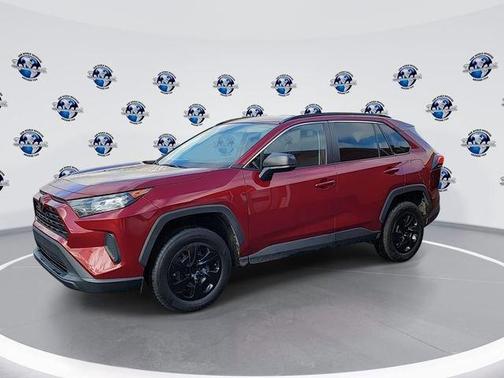 2020 Toyota RAV4 LE