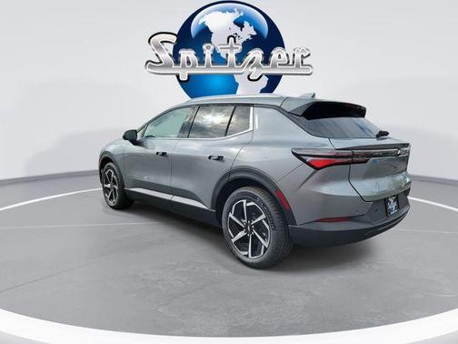 2026 Chevrolet Equinox EV LT 2