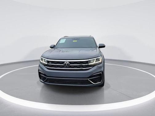 2022 Volkswagen Atlas Cross Sport 2.0T SEL R-Line