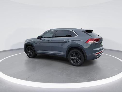 2022 Volkswagen Atlas Cross Sport 2.0T SEL R-Line