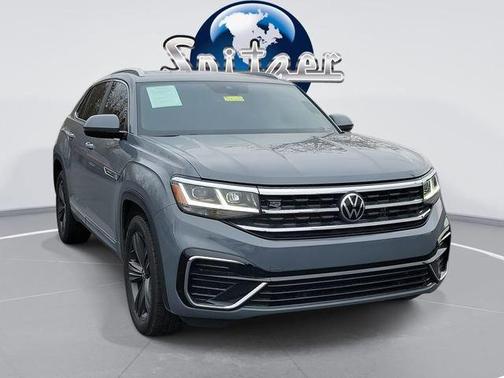 2022 Volkswagen Atlas Cross Sport 2.0T SEL R-Line