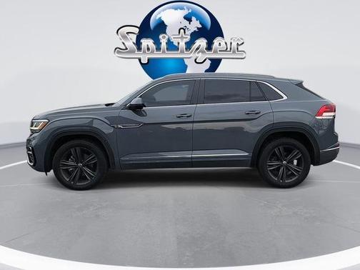 2022 Volkswagen Atlas Cross Sport 2.0T SEL R-Line
