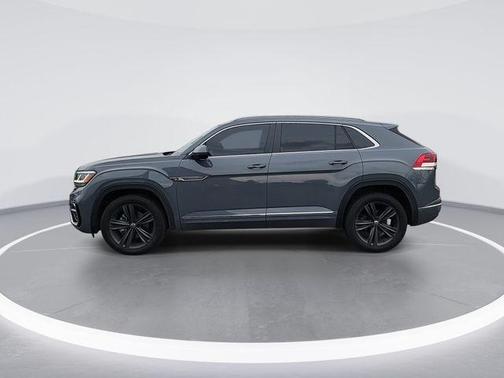 2022 Volkswagen Atlas Cross Sport 2.0T SEL R-Line