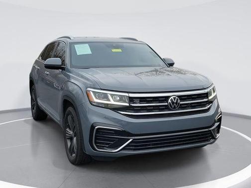 2022 Volkswagen Atlas Cross Sport 2.0T SEL R-Line