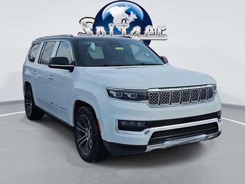 2023 Jeep Grand Wagoneer Base