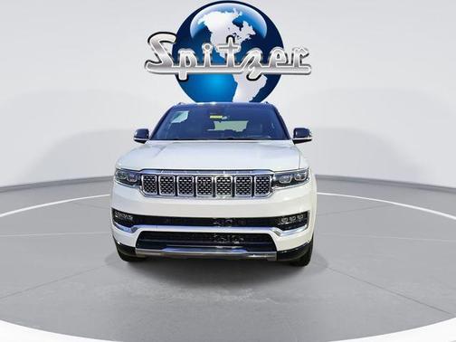 2023 Jeep Grand Wagoneer Base