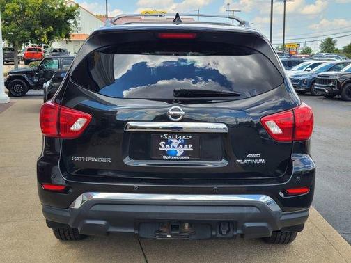 2020 Nissan Pathfinder Platinum