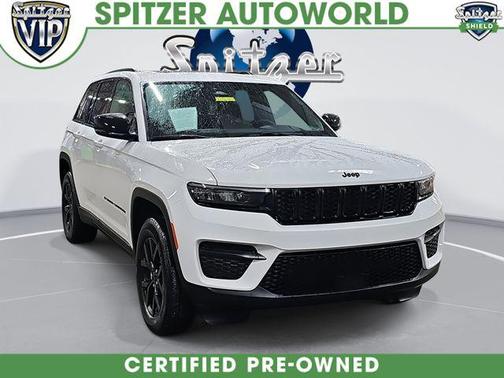 2025 Jeep Grand Cherokee Laredo