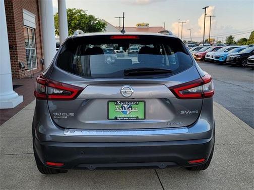 2021 Nissan Rogue Sport SV