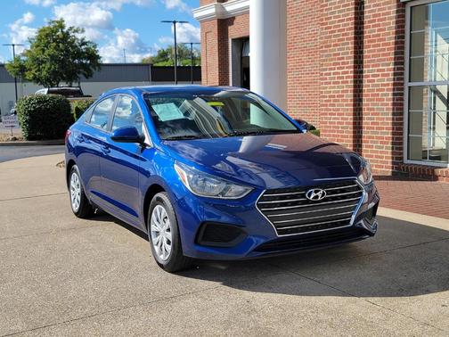 2022 Hyundai Accent SE