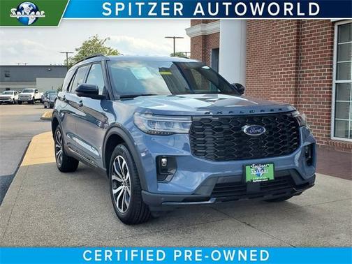 2025 Ford Explorer ST-Line