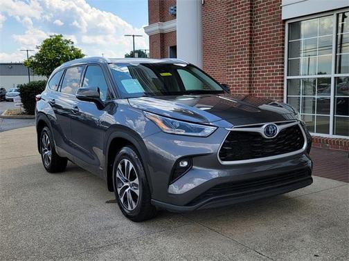 2021 Toyota Highlander Hybrid XLE