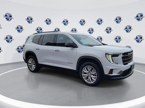 2024 GMC Acadia Elevation
