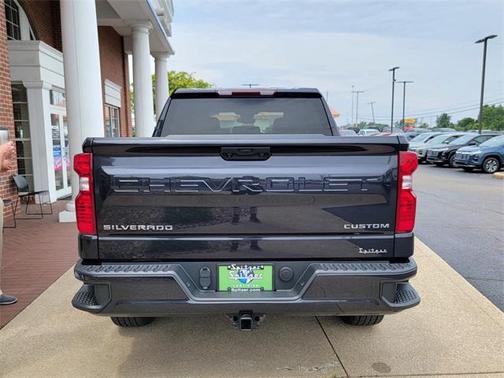 2022 Chevrolet Silverado 1500 Custom