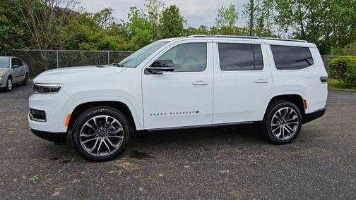 Bright White Clearcoat 2025 Jeep Grand Wagoneer Series III