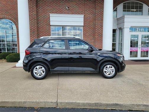 2020 Hyundai VENUE SEL